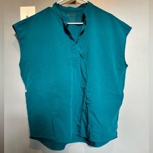 Figs Rafaela scrub top size L